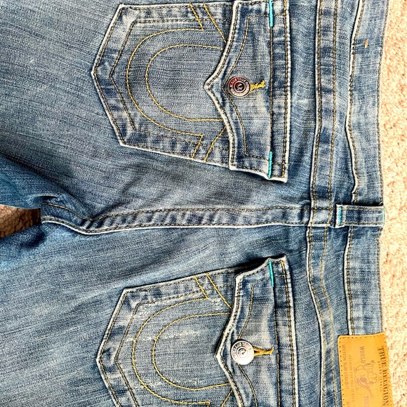 Women’s True Religions - Picture 2 of 4